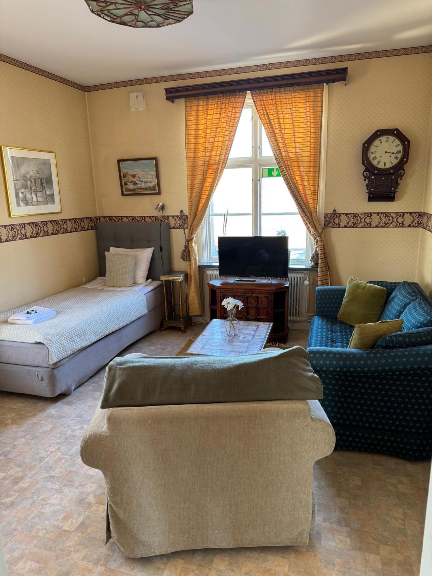 Brunsbo G:A Biskopsgard Hotell & Konferens Скара Екстер'єр фото